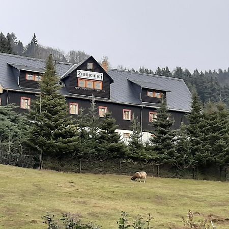 Pension Gaststaette Tannenhof Saupsdorf Dış mekan fotoğraf